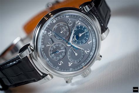 iwc gregorian calendar